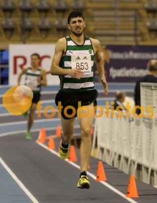 Atletismo em pista coberta